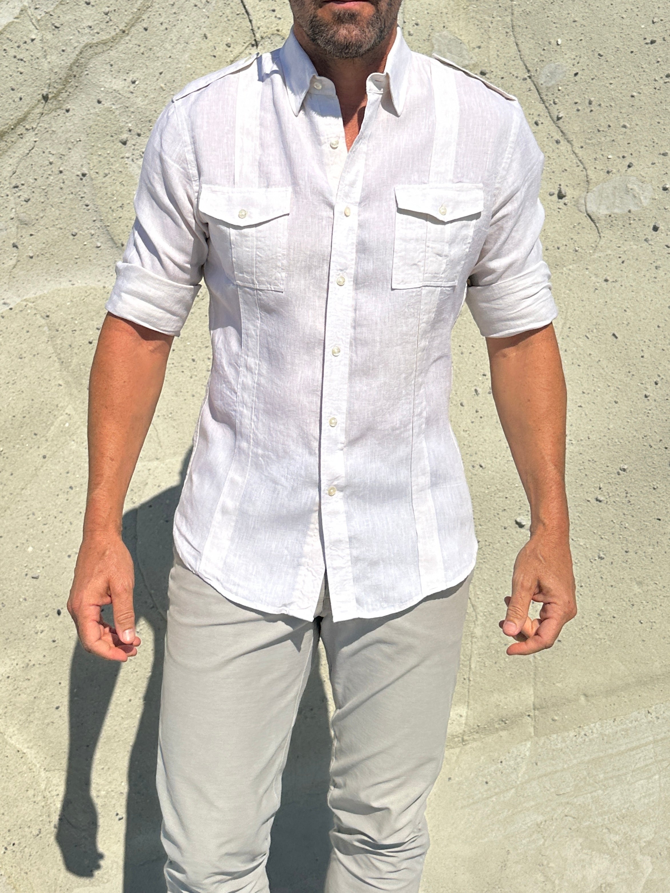 The Raider Shirt in Linen - Off White